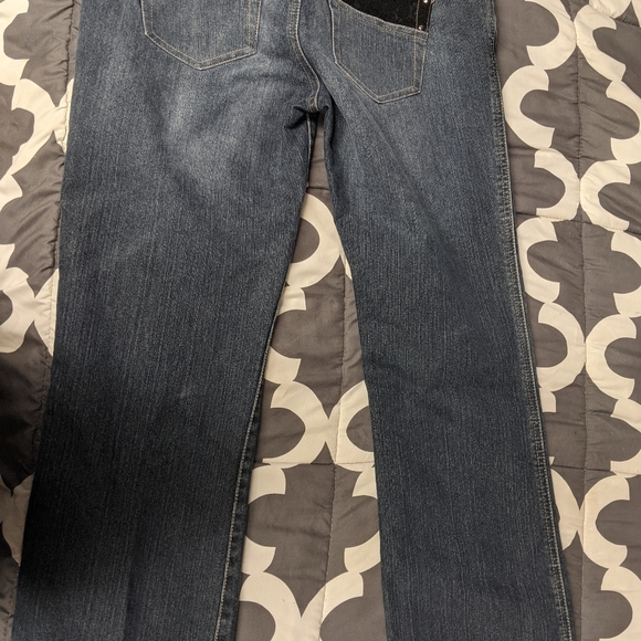 Ecko Red Jeans - Picture 3 of 5